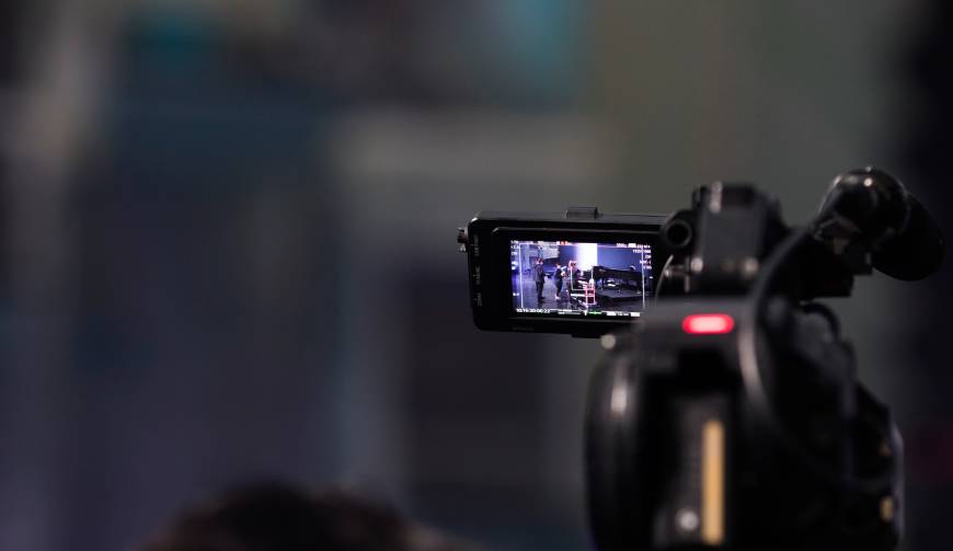 龙华区产品视频拍摄制作：揭秘如何打造令人印象深刻的商业宣传片